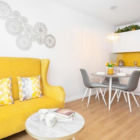Apartment Warsaw Center By Renters Exterior foto